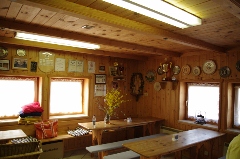 MSCH1844 (240x159).jpg